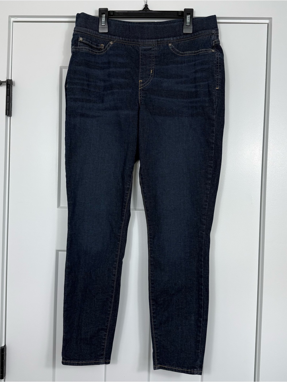 Levi Strauss Gold Shaping Pull on Skinny Jeans Dark Wash Women Size 8s W29 L28